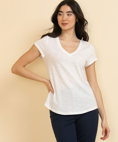 V-Neck Tee Shirt with Shirt Tail