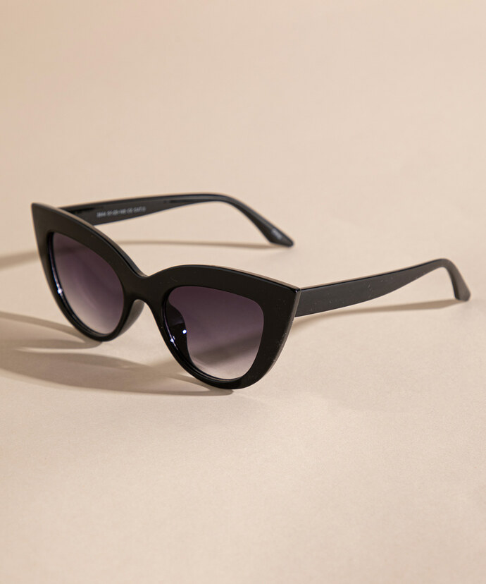 Black Cat Eye Frame Sunglasses Image 2