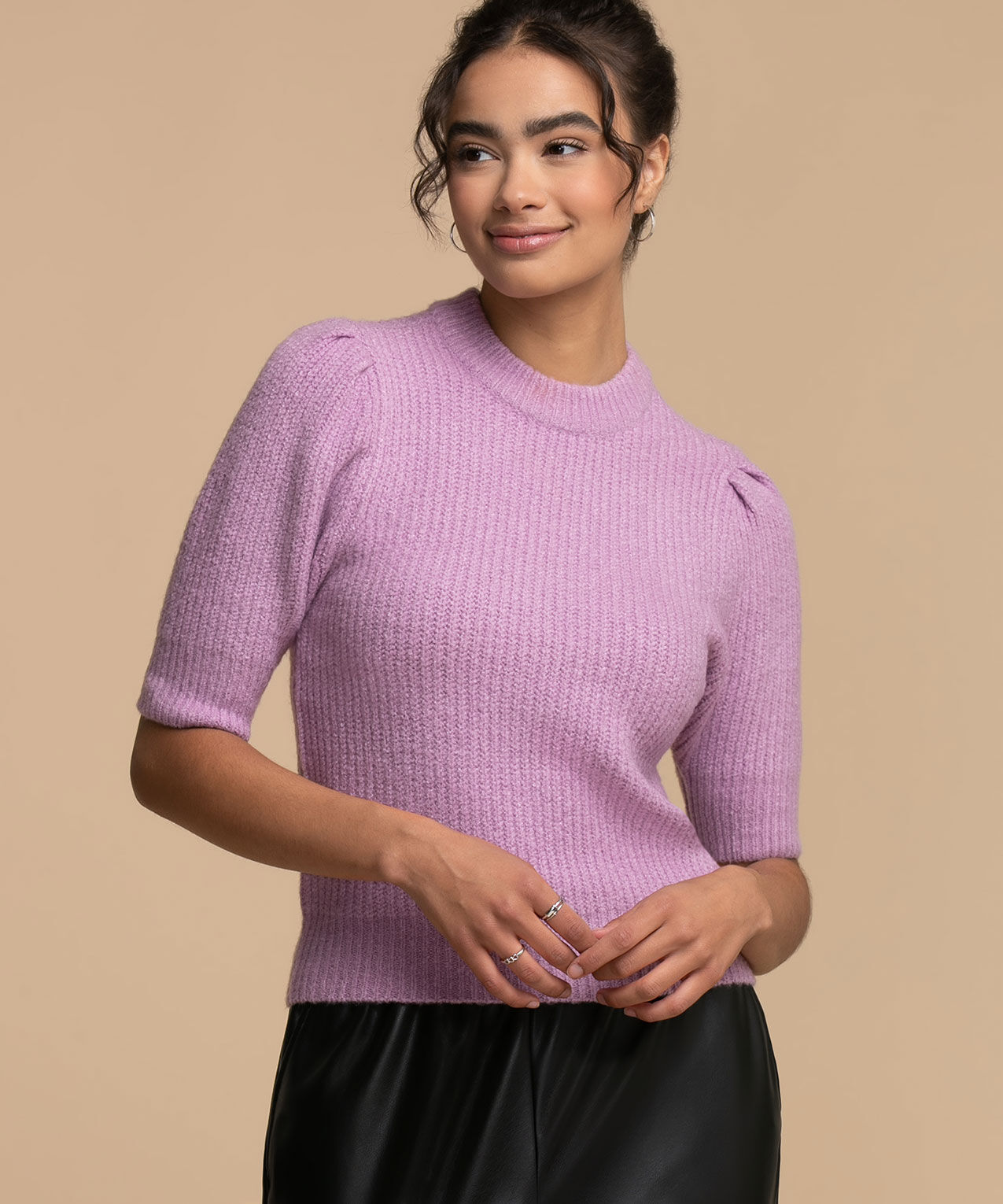 Short puff sleeve sweater sales
