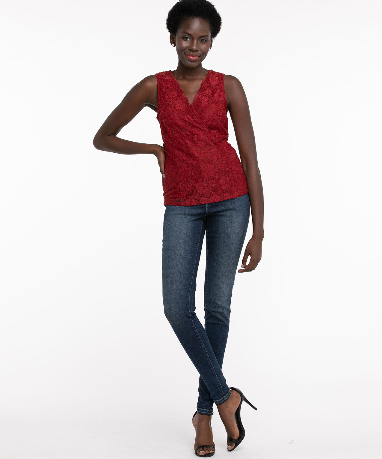 Lace deals sleeveless top