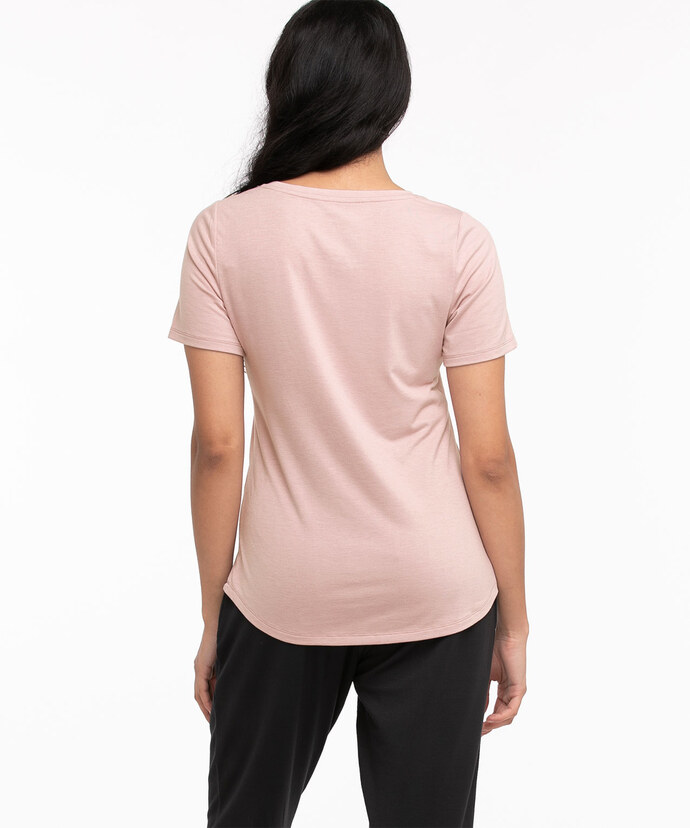 Scoop Neck Shirttail Graphic Tee Image 4