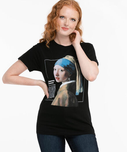 Girl with a Pearl Earring Graphic Tee, Black/Girl W/ Pearl Earring