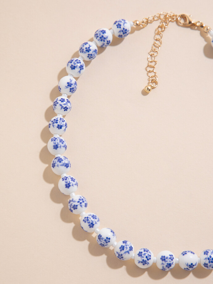White & Blue Floral Beaded Necklace Image 2
