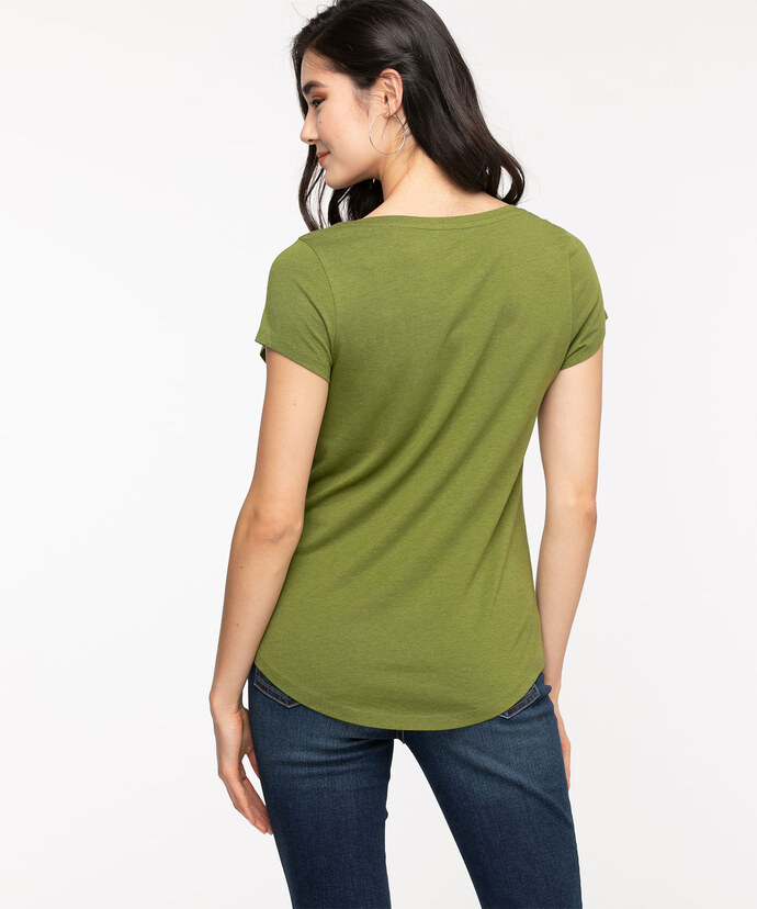 Scoop Neck Shirttail Graphic Tee Image 3