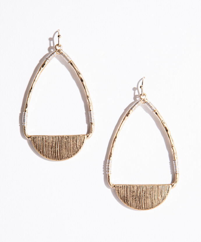 Twisted Metal Oval Earring Image 3