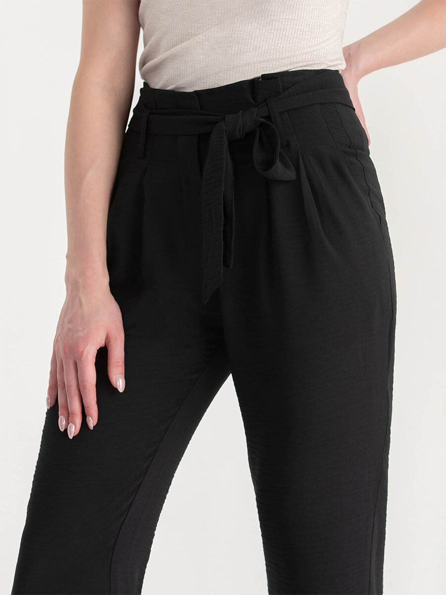 Cameron Belted Tapered Leg Pant