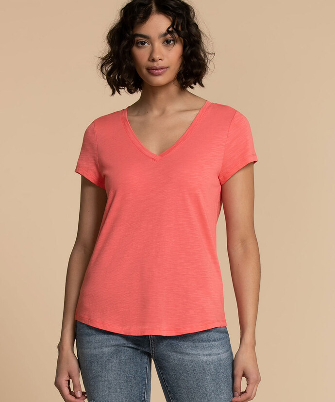 V-Neck Tee Shirt with Shirt Tail Image 4