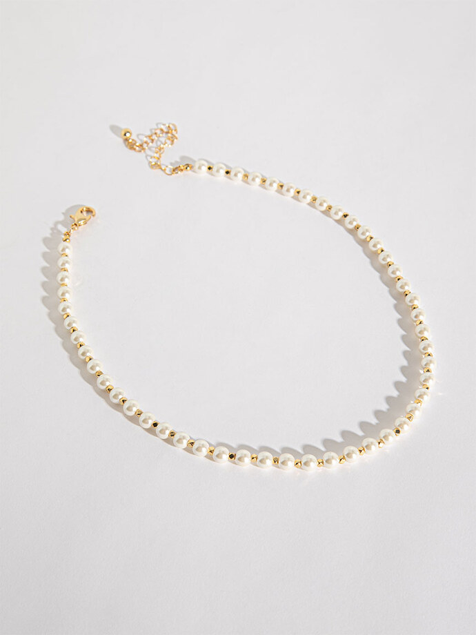 Classic Freshwater Pearl Necklace Image 1