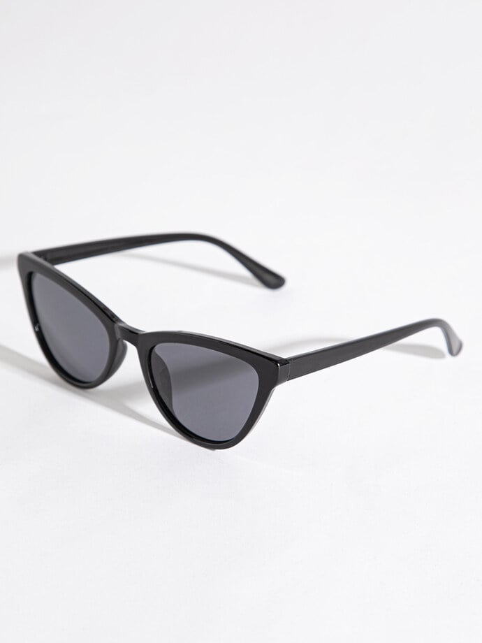 Cat Eye Frame Sunglasses with Case Image 2