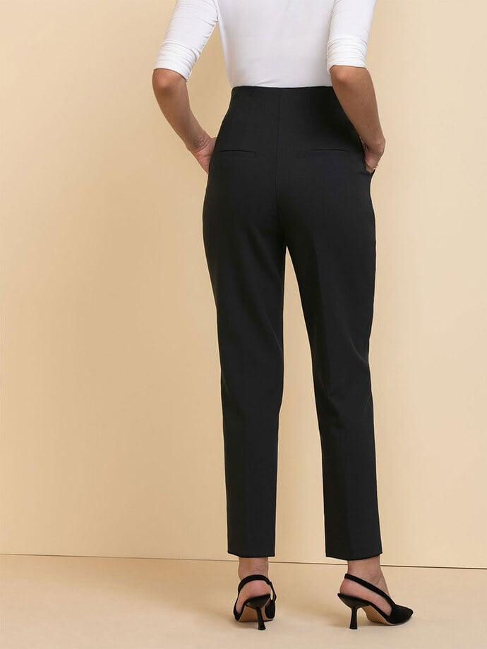 Cameron Carrot Leg Pant in Luxe Tailored Image 5