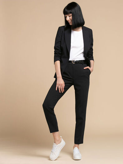 Parker Slim Pant in Luxe Tailored, Soft Black