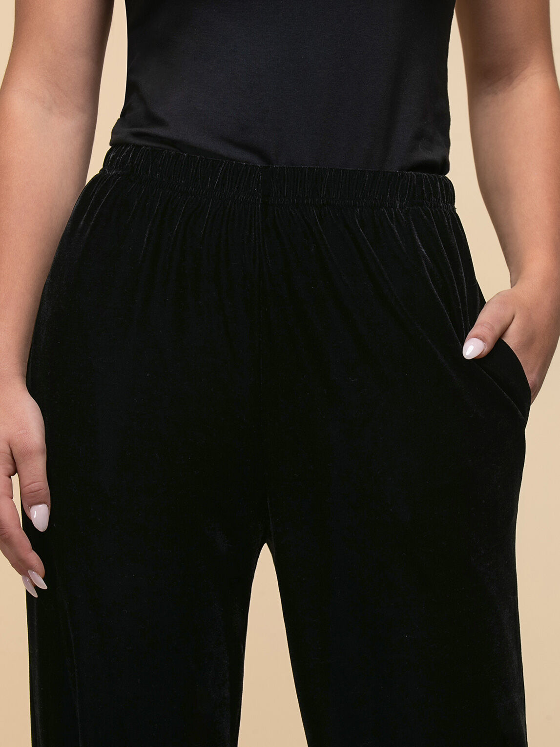 Black velvet stretch pants 2025
