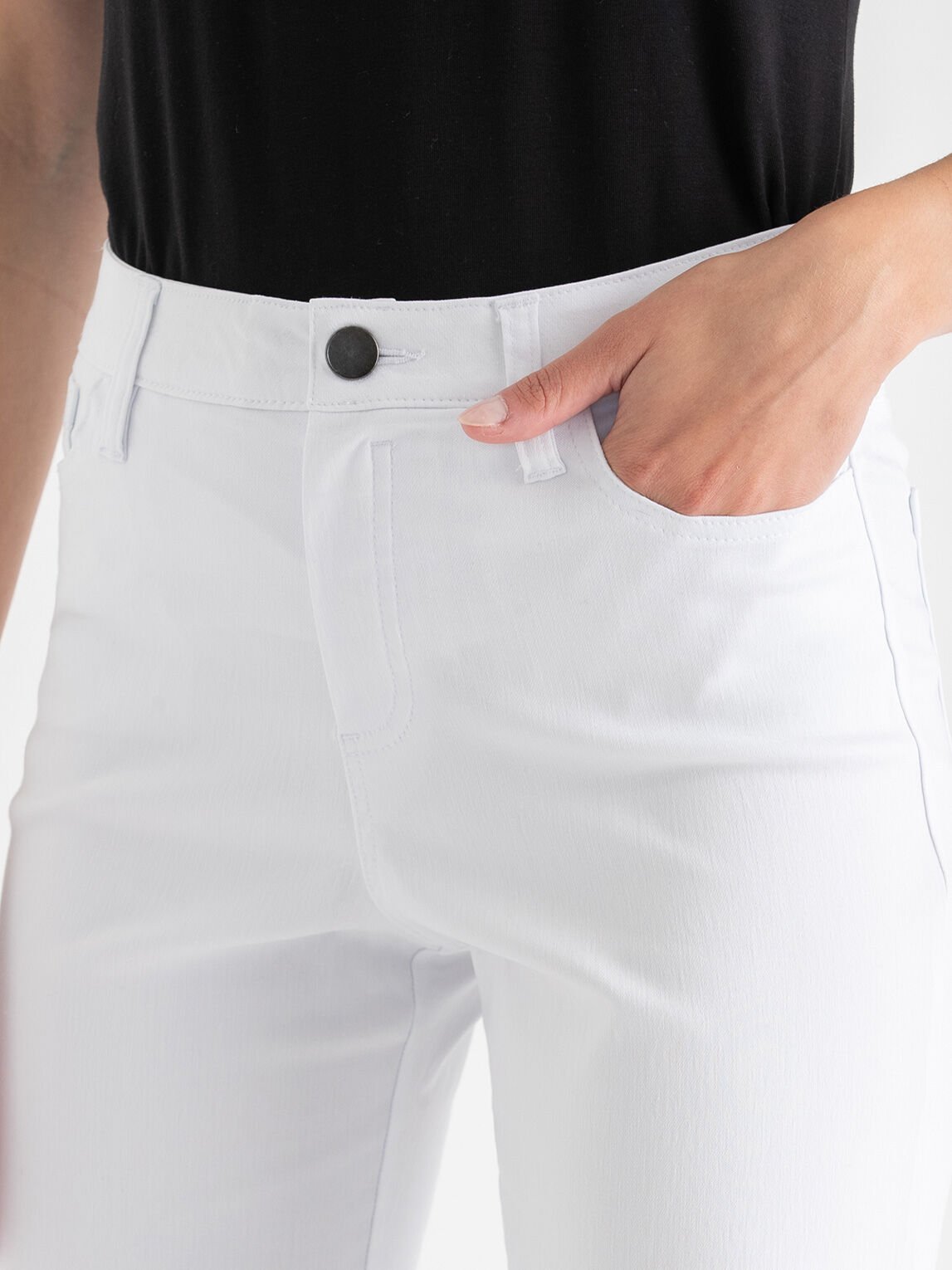 White skinny capri pants on sale