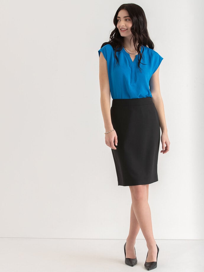 Pencil Skirt in Luxe Tailored Image 4