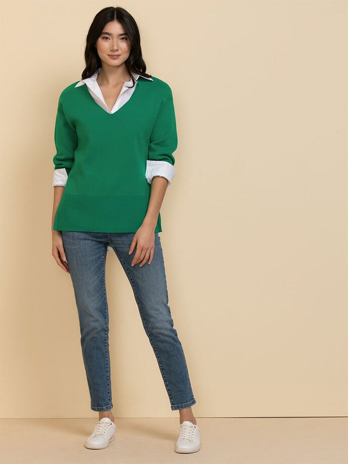 V-Neck Mid-Length Sweater Image 4