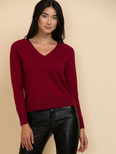 Long Sleeve Cashmere-Blend V-Neck Sweater, Pomegranate