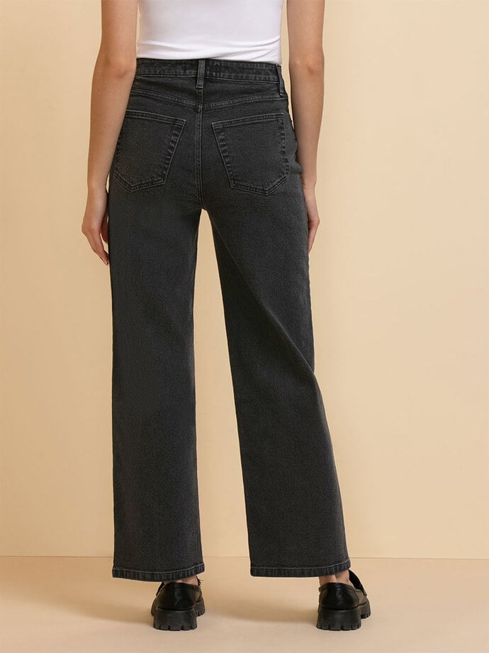 Lucy Straight Jeans Image 5