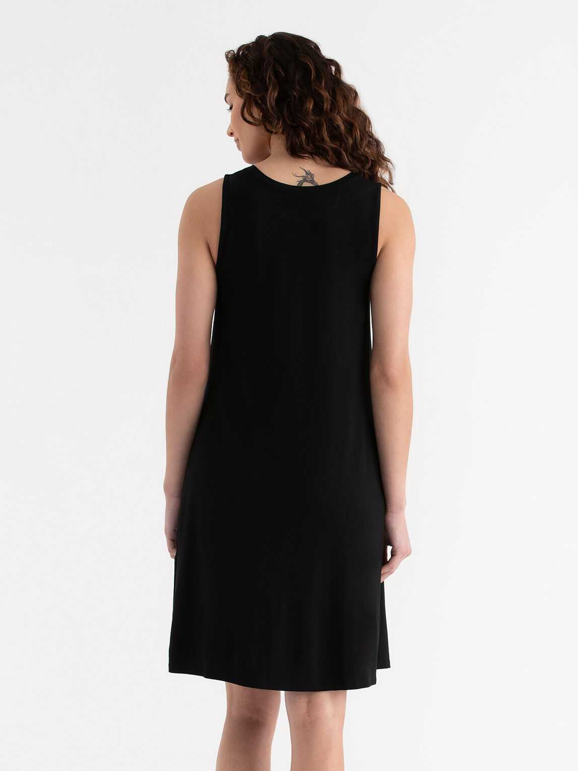 Black sleeveless a line dress outlet
