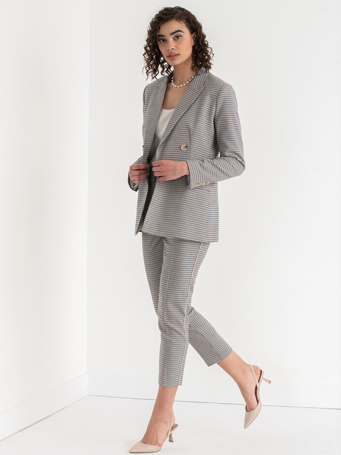 London Double-Breasted Relaxed Blazer in Luxe Tailored Image 6