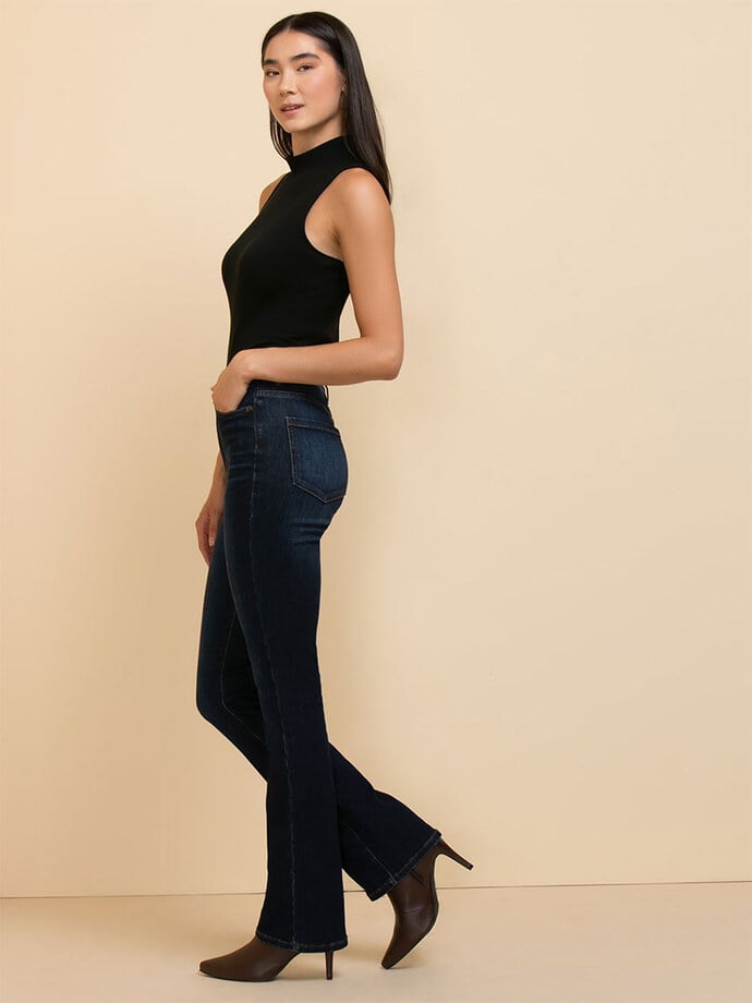 Betty Bootcut Jeans Image 3