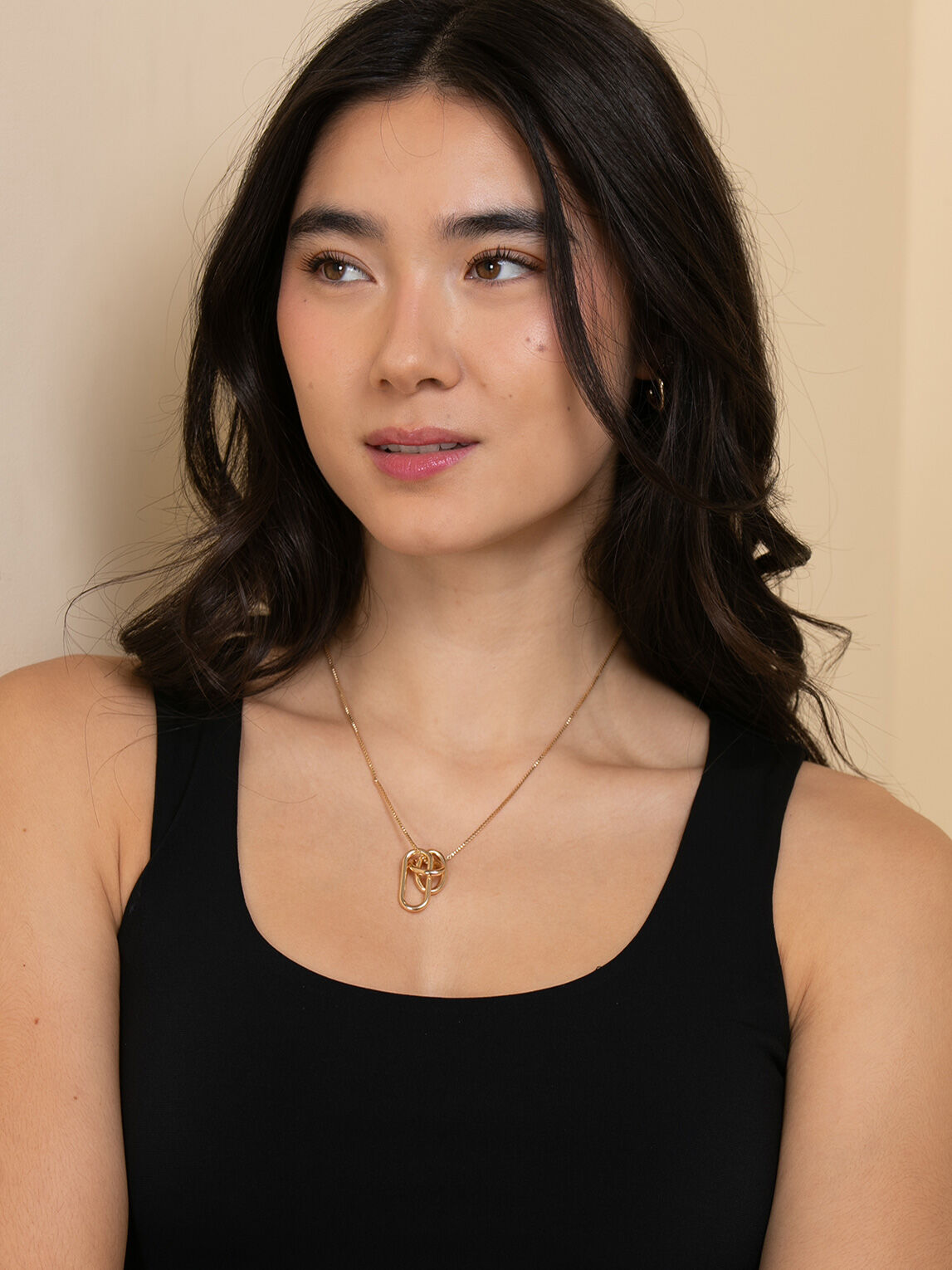 Chain link top charm necklace