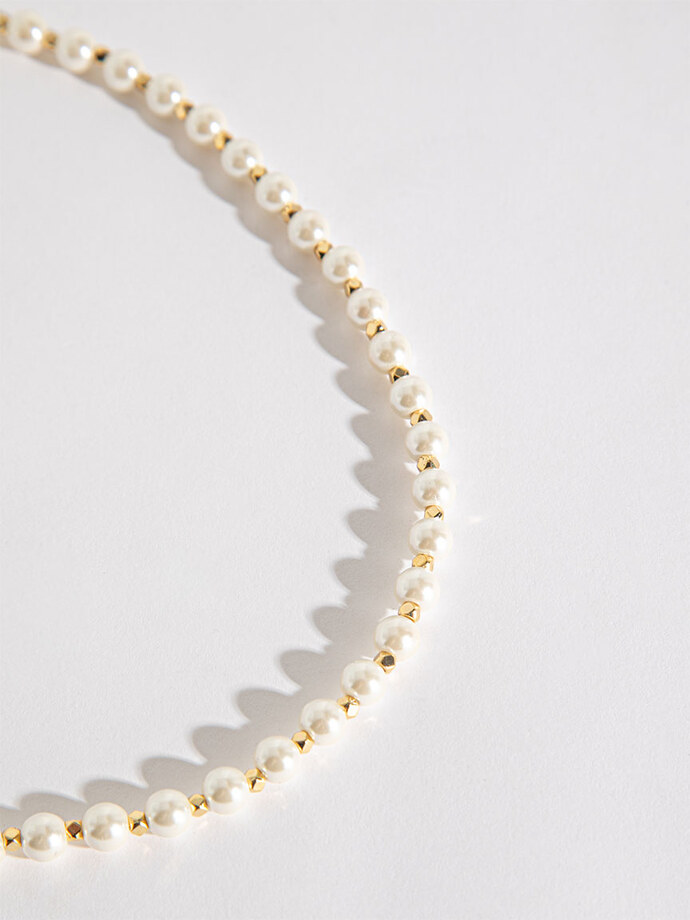 Classic Freshwater Pearl Necklace Image 3
