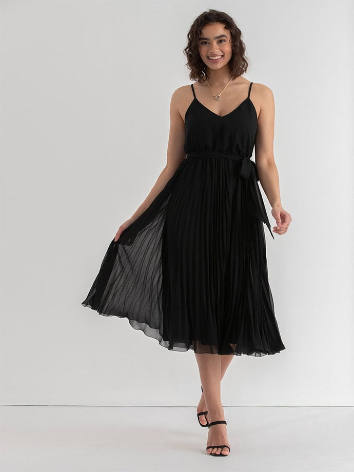 V-Neck Pleated Skirt Midi Dress Image 1
