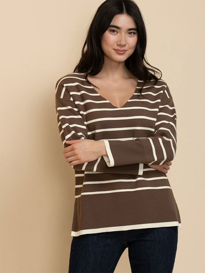 V-Neck Mid-Length Sweater Image 4