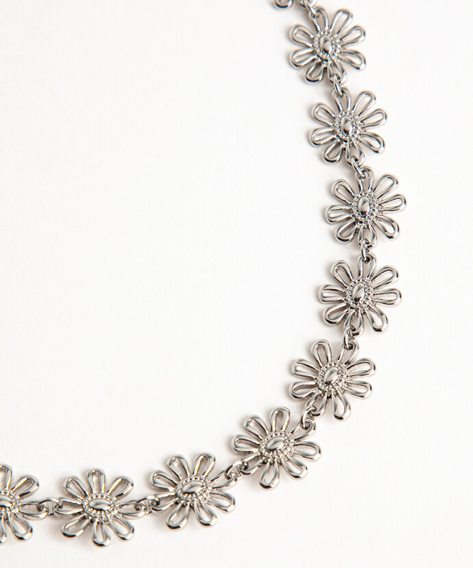 Daisy Chain Necklace Image 2