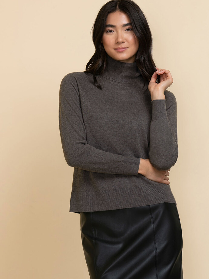Cashmere-Blend Turtleneck Sweater Image 4
