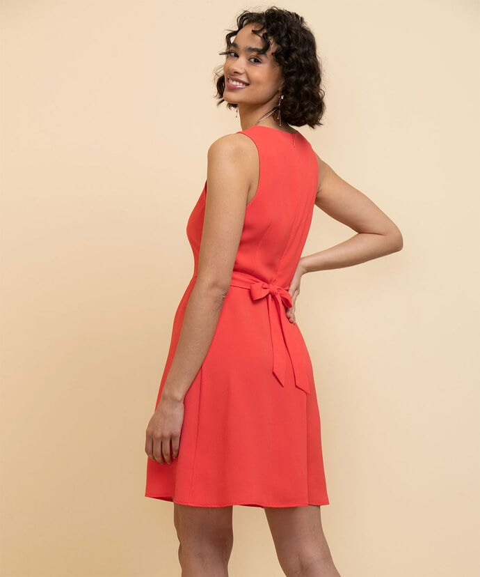 Tie-Back Dress with Criss-Cross Neck Image 4