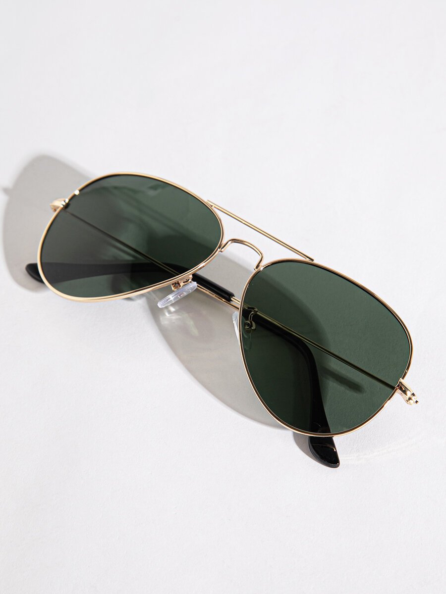 Aviator Frame Sunglasses with Case