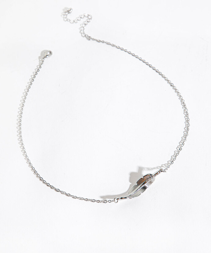 Twisted Leaf Pendant Necklace Image 1