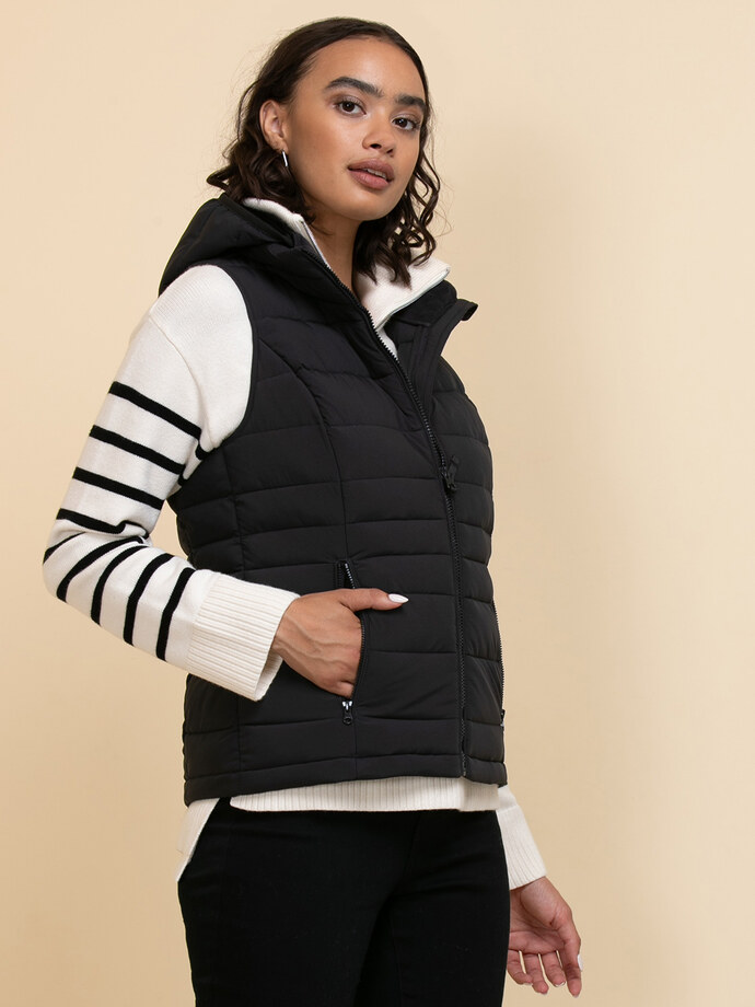 Peyton Packable Vest with Removable Hood Image 2