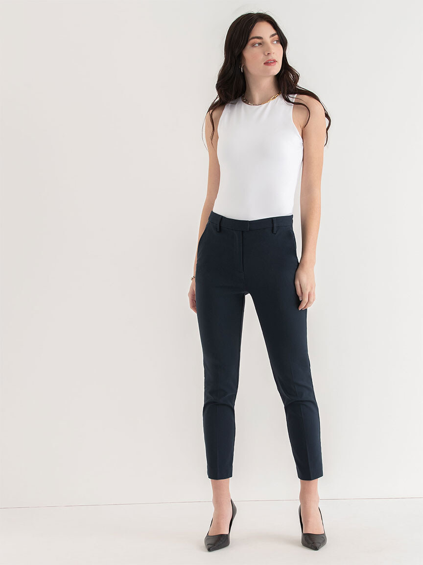 Syd Slim Skimmer Pant in Microtwill