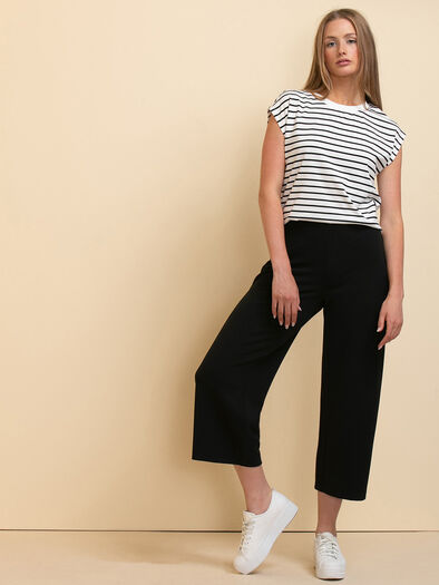 Pull-On Wide Crop by Jules & Leopold, Black