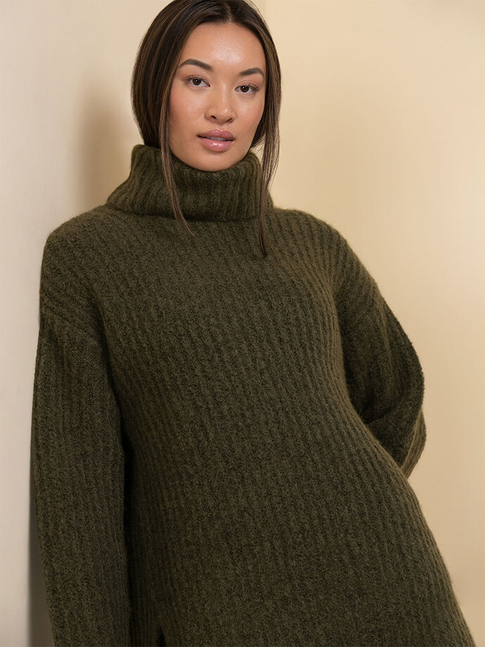 Wool-Blend Chunky Tunic Sweater Image 1