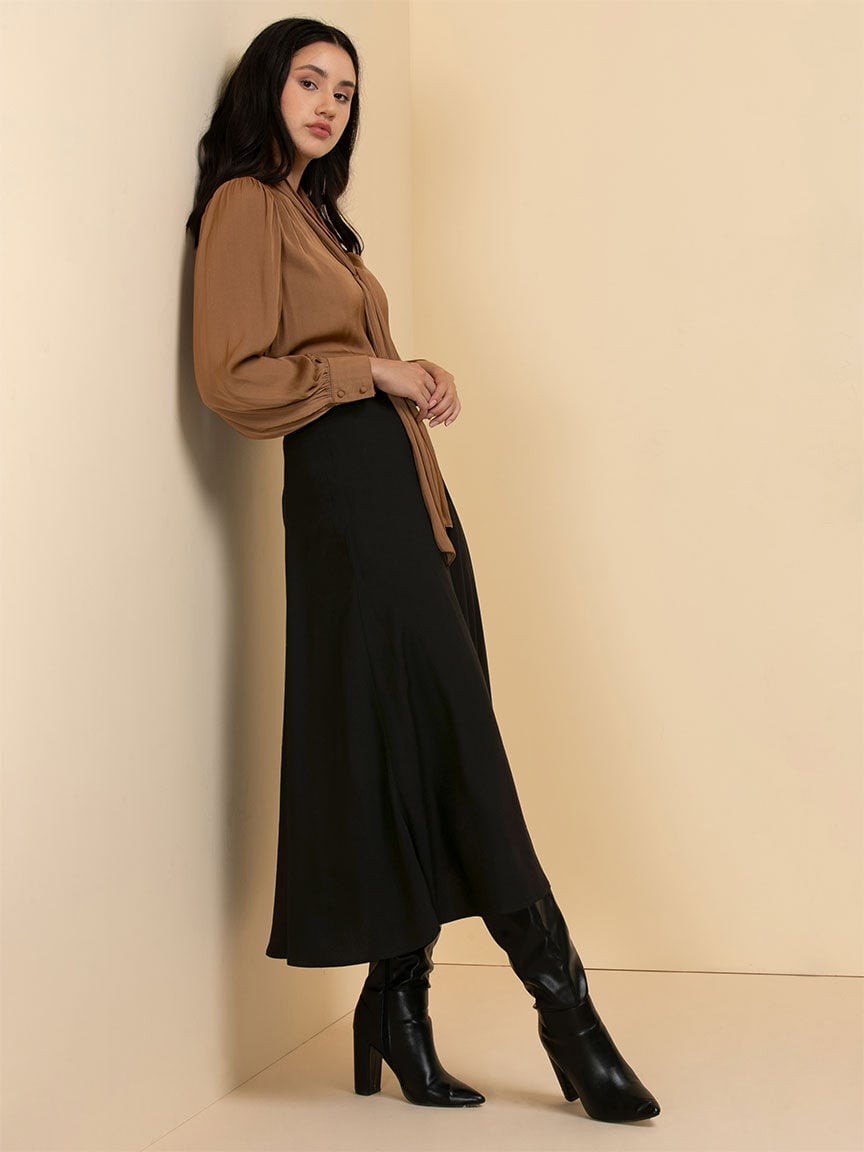 Black midi circle store skirt
