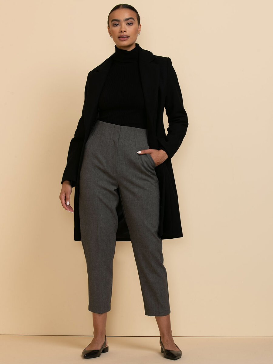 Cameron Carrot Leg Pant in Luxe Tailored