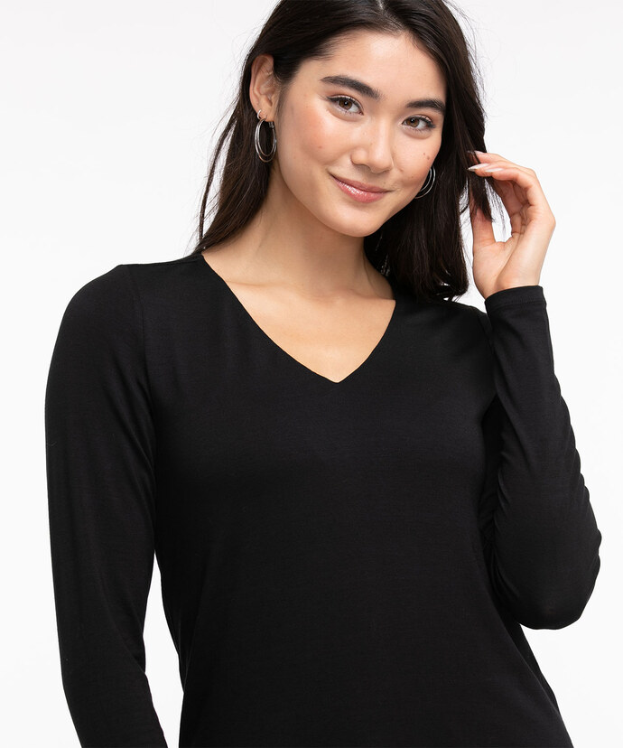 V-Neck Layering Essential Top Image 2