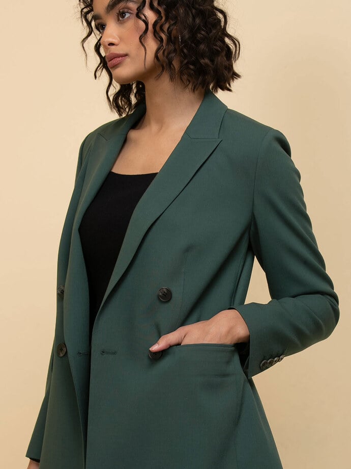 London Double Breasted Relaxed Blazer in Luxe Tailored Image 3