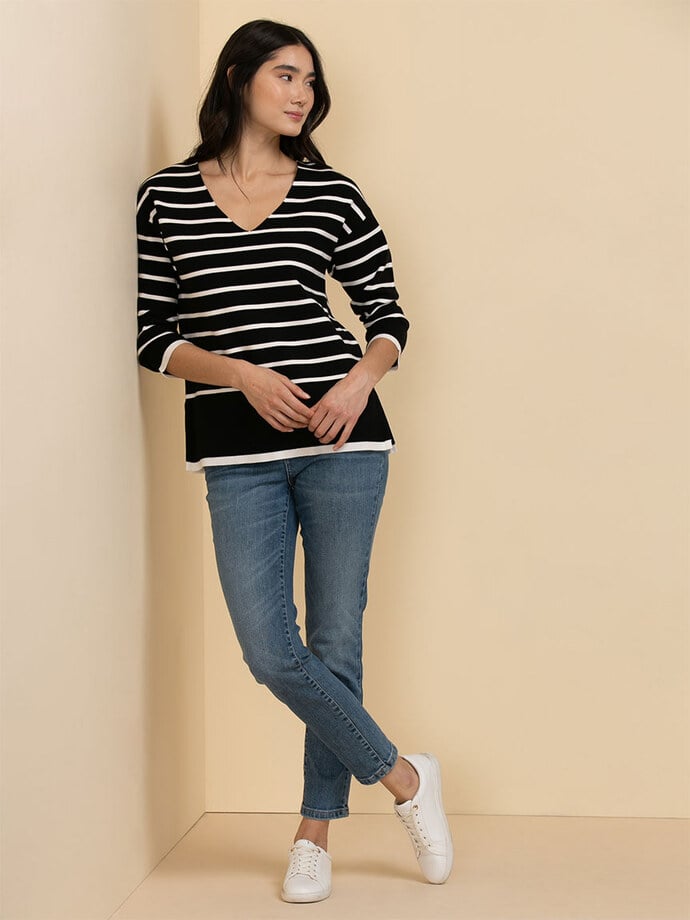 V-Neck Mid-Length Sweater Image 3