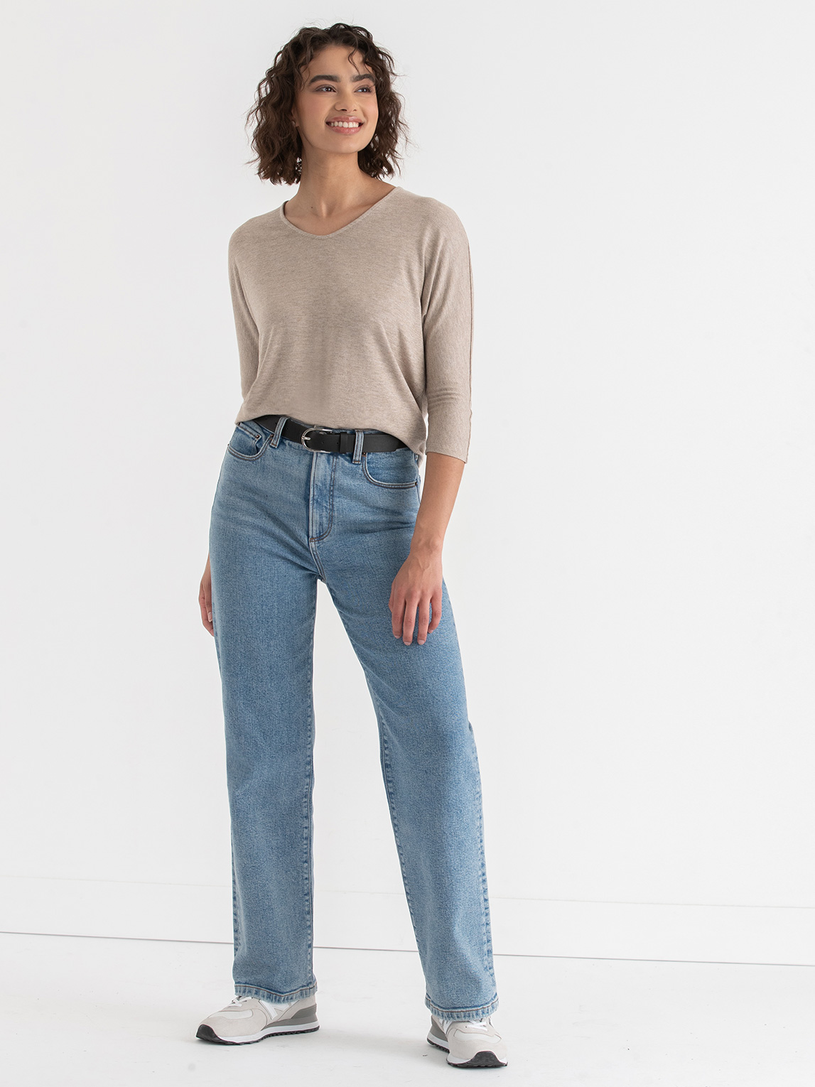 Easy V-Neck Hacci Knit Top