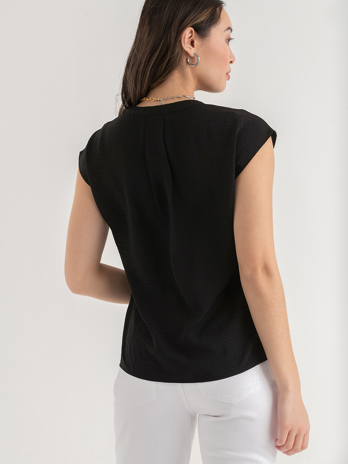 Linny Extend Sleeve Henley