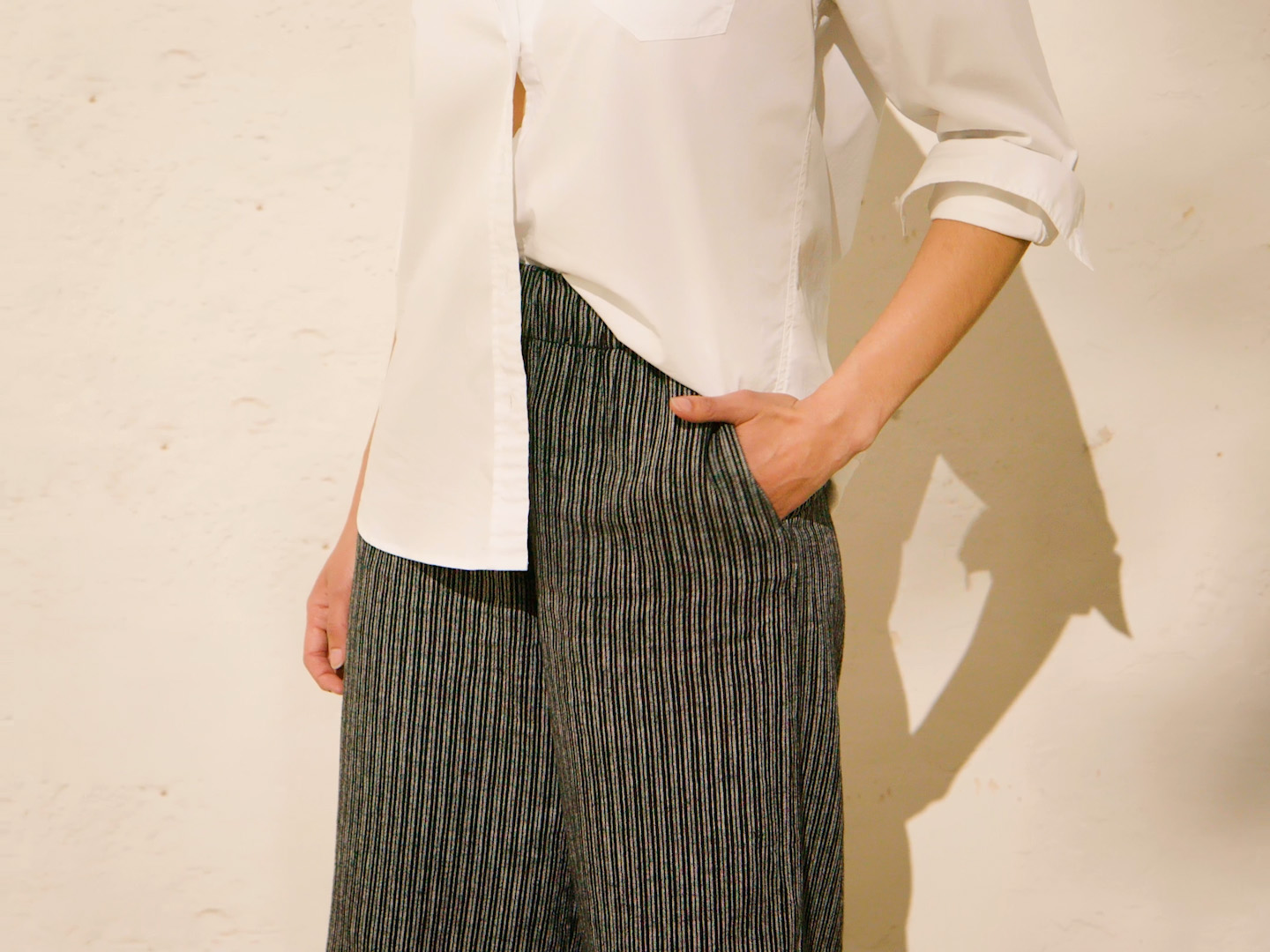 Wide Crop Pant in Viscose/Linen