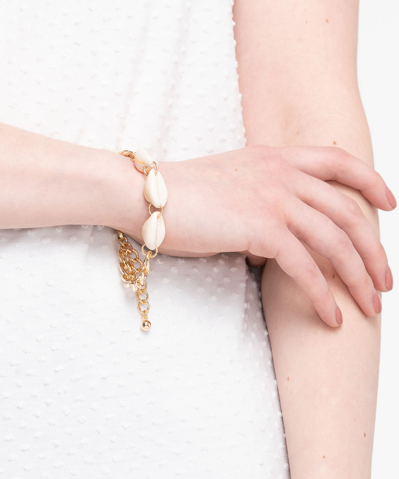 Shell & Chain Link Bracelet