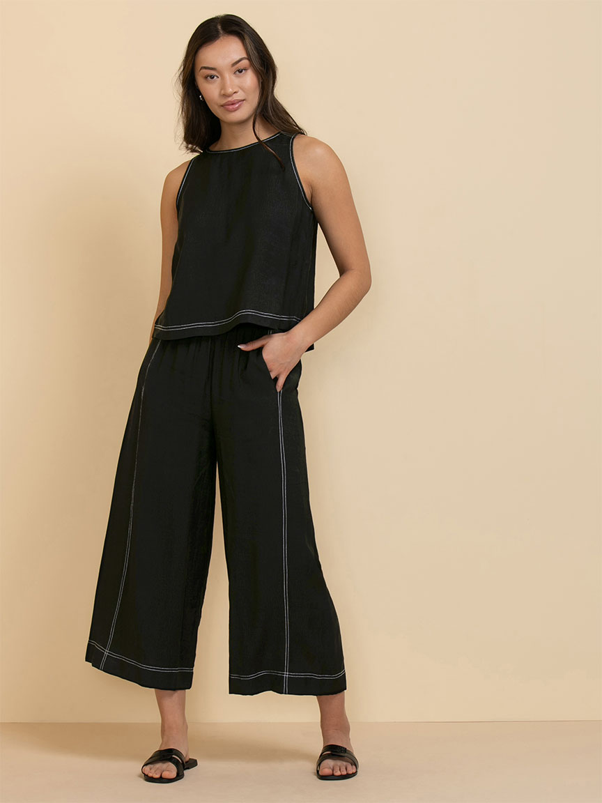 Wide Crop Pants with Contrast Stitching