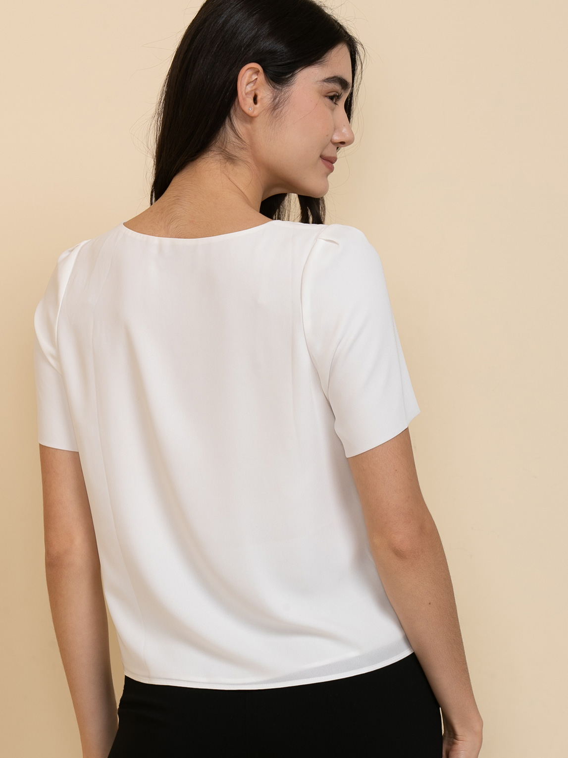 Vera Short Sleeve 2-Layer Essential V-Neck Blouse