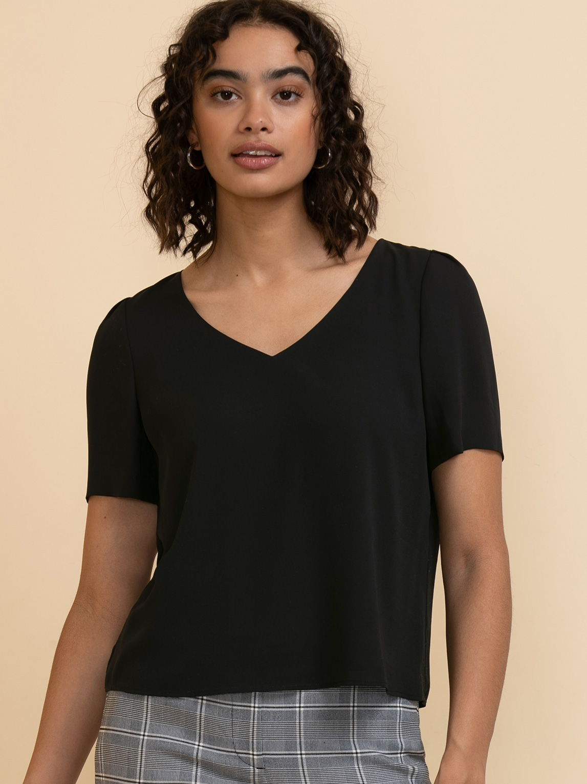 Vera Short Sleeve 2-Layer Essential V-Neck Blouse