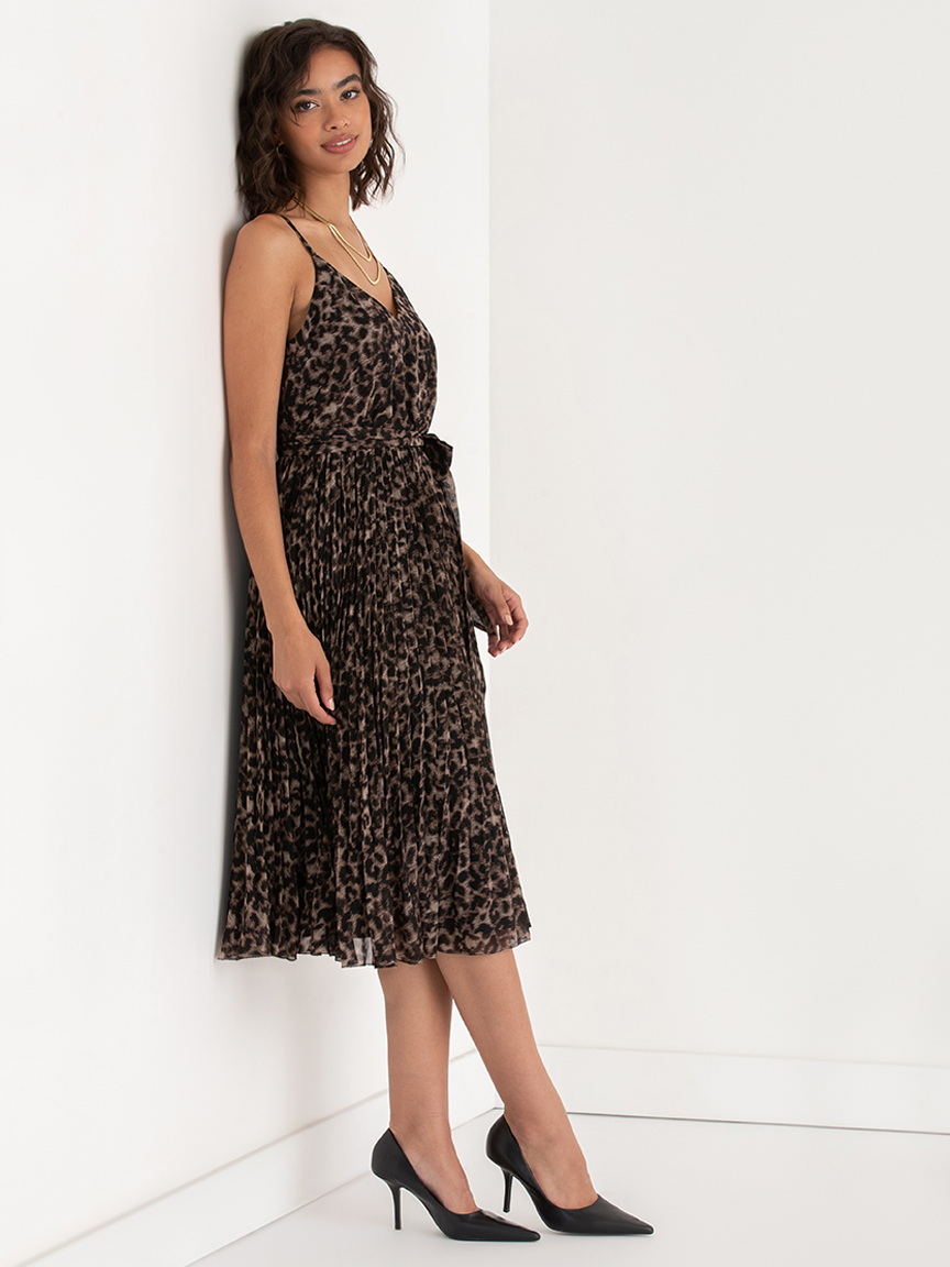 V-Neck Pleated Skirt Midi Dress